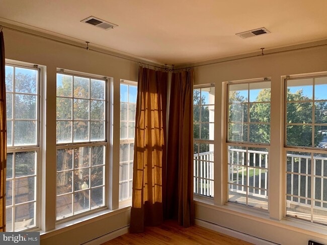 Building Photo - 6149 Stonehenge Pl