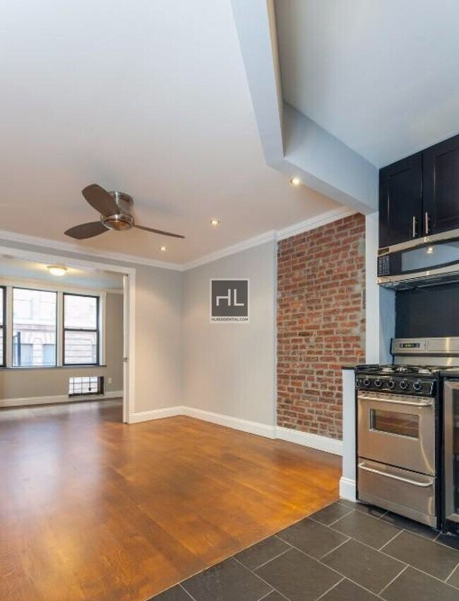 Building Photo - E 26TH ST.