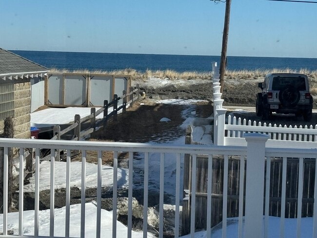 Building Photo - 124 Manomet Ave