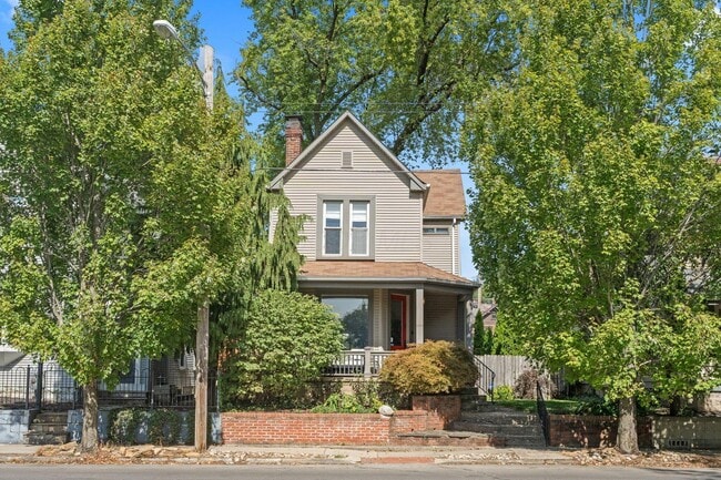 Primary Photo - 116 Hanford St