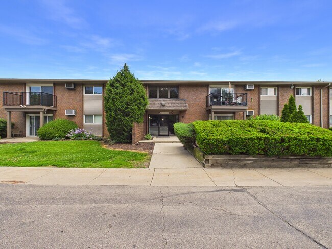 Building Photo - 4525 Blackhawk Ln