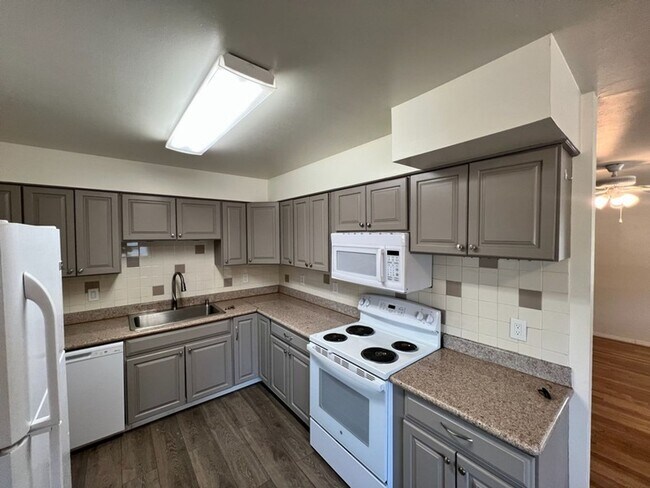 Building Photo -  Two Bedrooms Duplex near Pyramid and McCarran