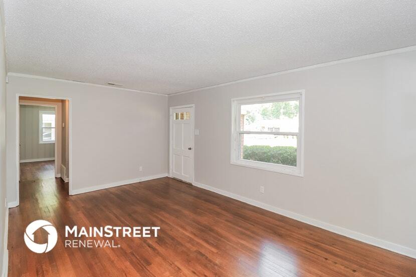 Building Photo - 4065 Meadow Dr