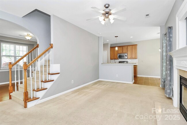 Building Photo - 1340 Hammond Dr