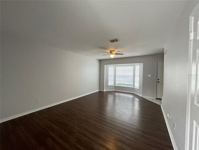 Building Photo - 13543 Embassy Park Ct