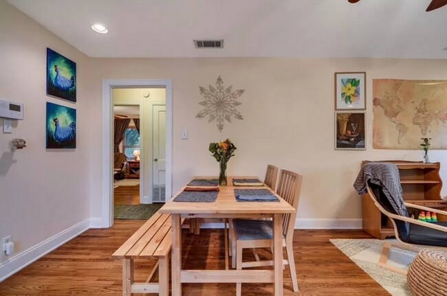 Building Photo - Discover Your Austin Oasis: Revitalized Bungalow with Hardwood Floors and Entertainer's Deck!
