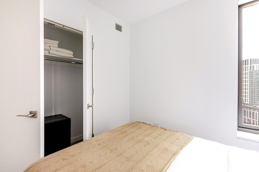 Building Photo - 77 Commercial St