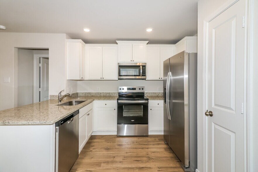 Building Photo - 7510 Tipton Meadow Way