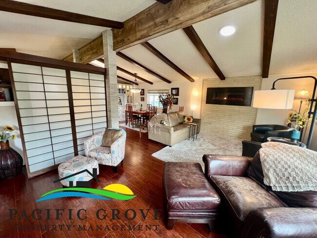 Building Photo - Great Deal! 2 bedroom 2 bath available for July and August 2026!