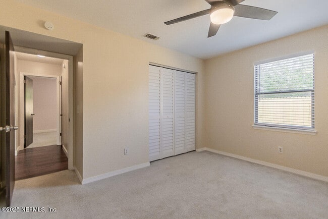 Building Photo - 8330 Cross Timbers Dr W