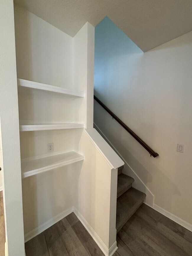 Building Photo - Modern Town House is located Tapestry Community in Kissimmee