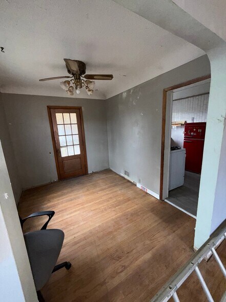 Building Photo - 3101 Iroquois Ave