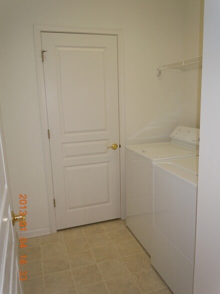 Laundry Room - 3 Tiverton Ct