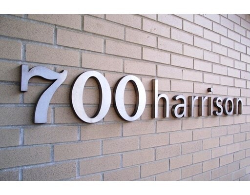 Building Photo - 700 Harrison Ave