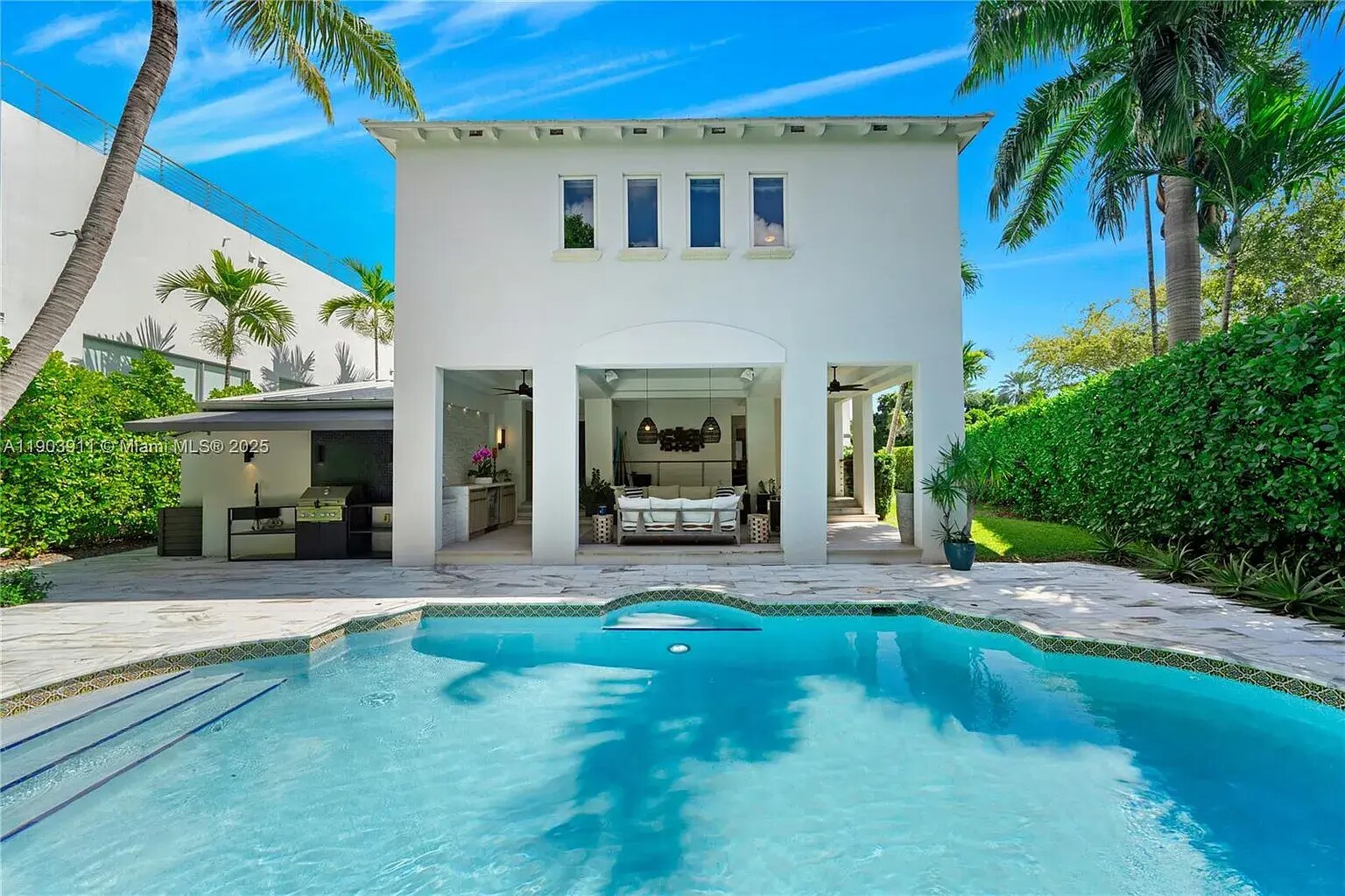 Building Photo - 1281 S Venetian Way