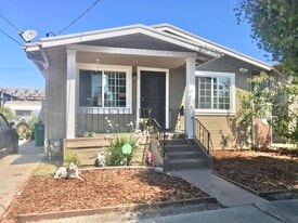 Building Photo - 1151 60th Ave