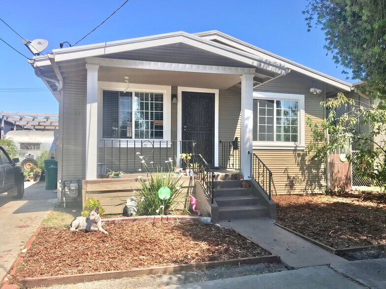 Primary Photo - 1151 60th Ave