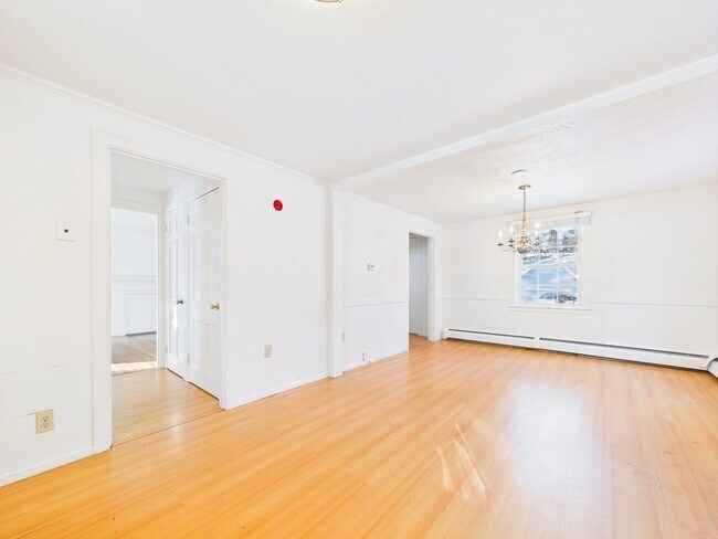 Building Photo - 24 Walpole St