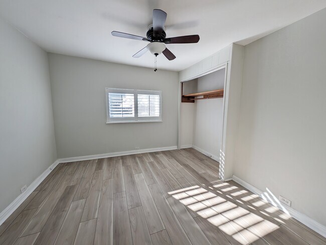 Building Photo - 6547 Marmaduke Ave