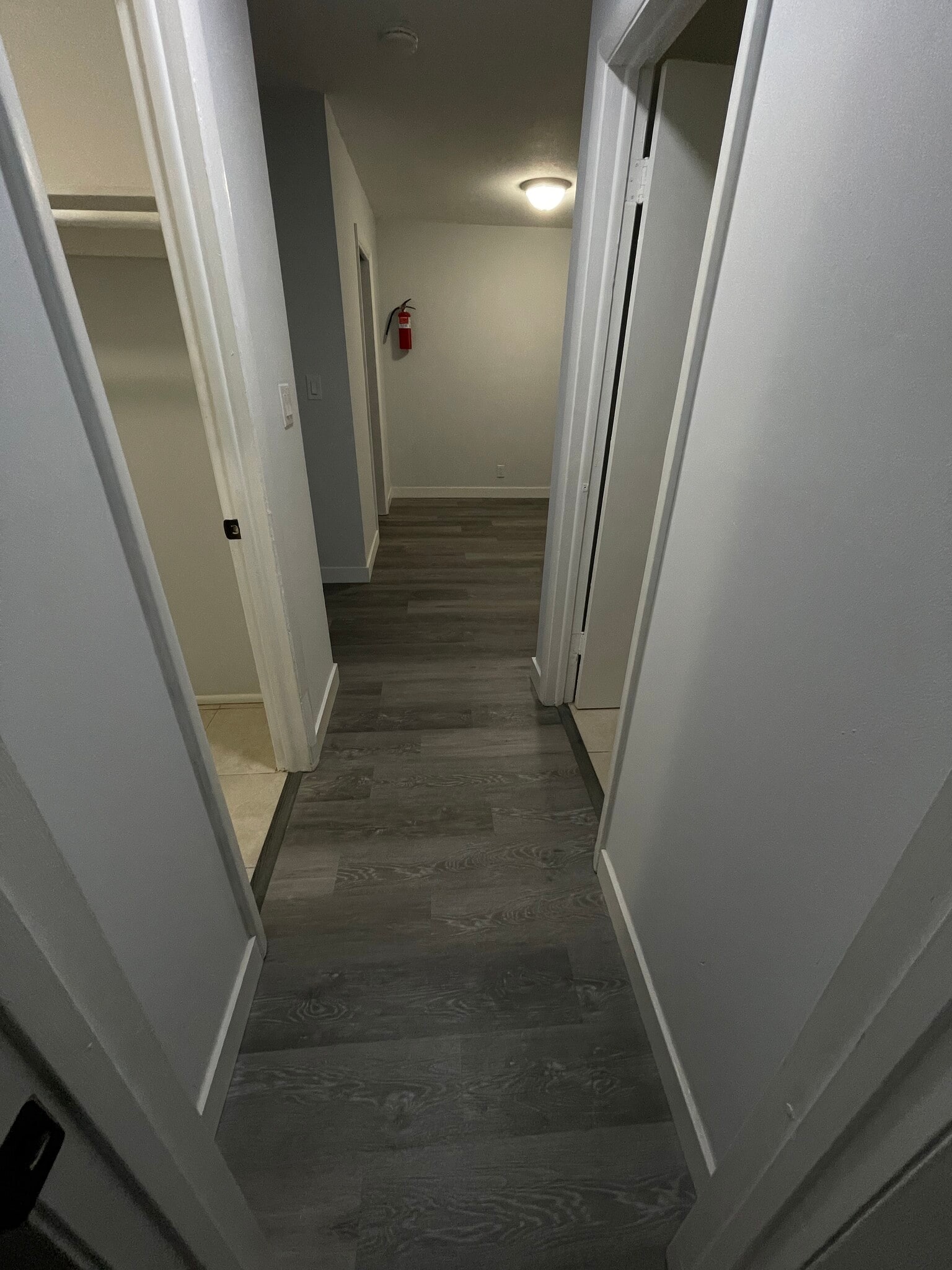 Building Photo - 1350 E Sample Rd