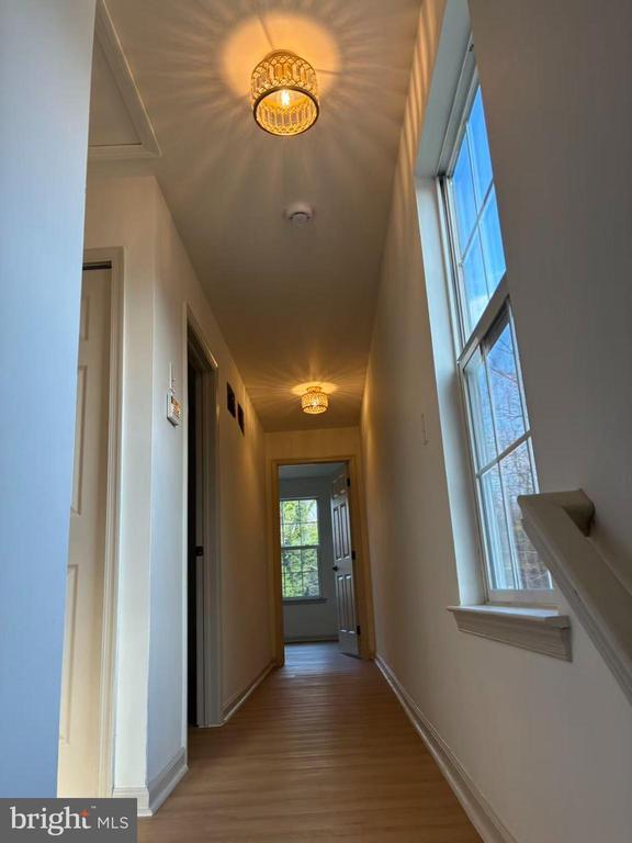 Building Photo - 44 Reading Ave