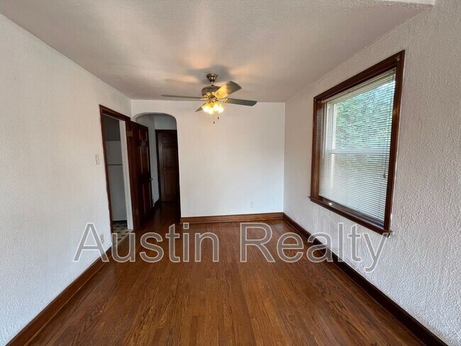 Building Photo - 7762 Wise