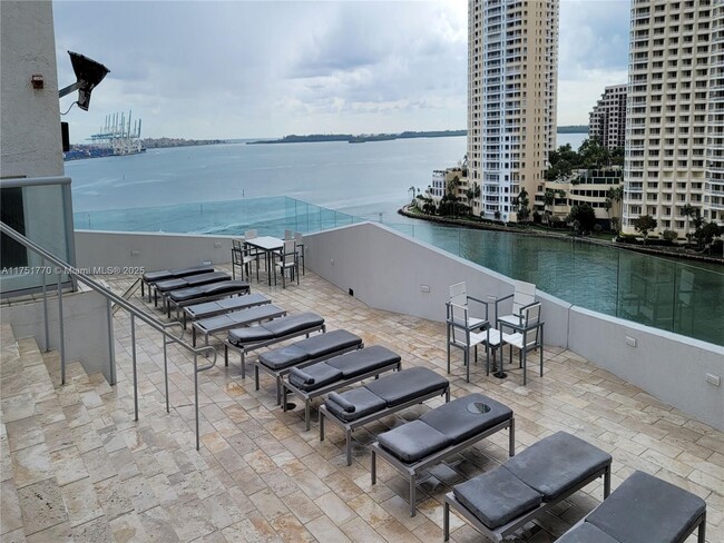 Building Photo - 325 S Biscayne Blvd