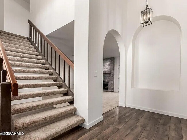 Building Photo - 1966 E Calle De Arcos