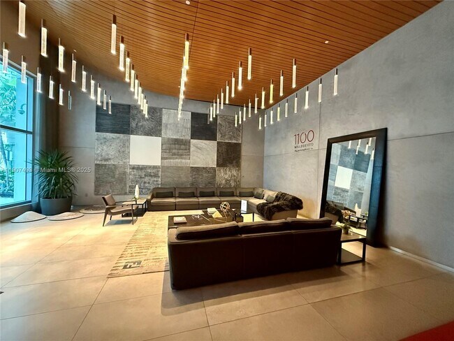 Building Photo - 1100 S Miami Ave