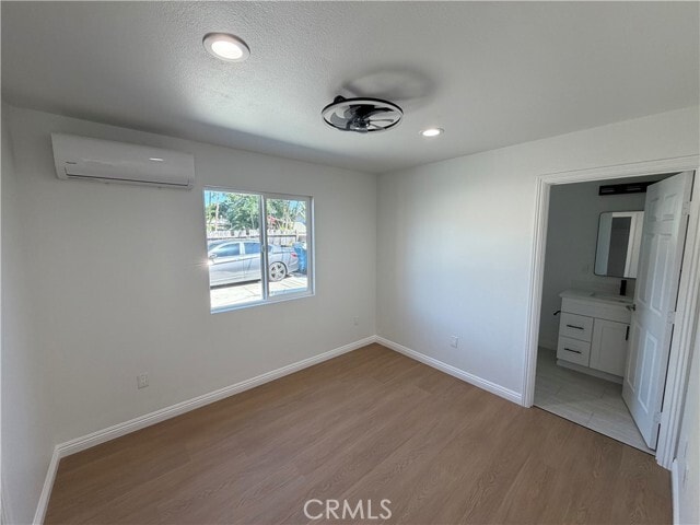 Building Photo - 424 W Poplar St