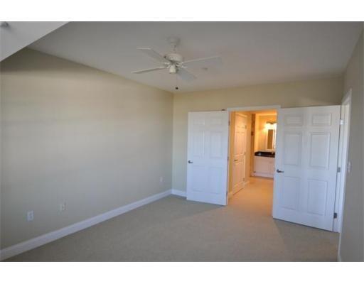 Building Photo - 12 Highpoint Cir