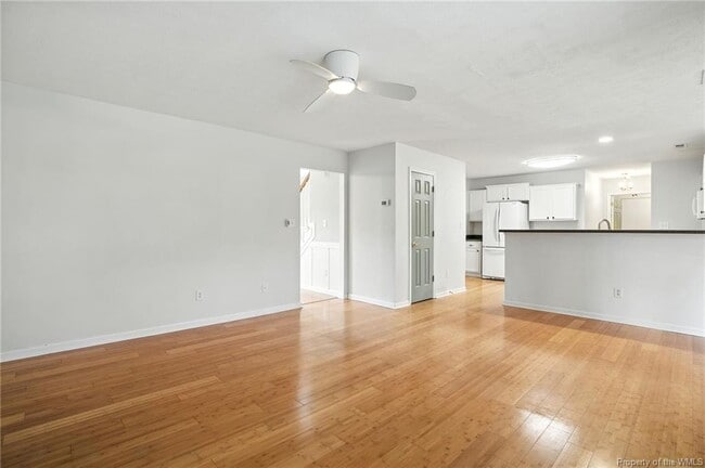 Building Photo - 4241 Teakwood Dr