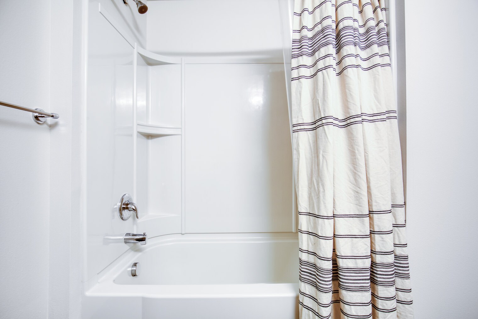 Building Photo - 1530 Belmont Ave