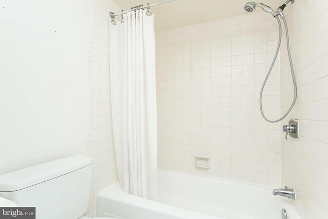 Building Photo - 205 E Joppa Rd