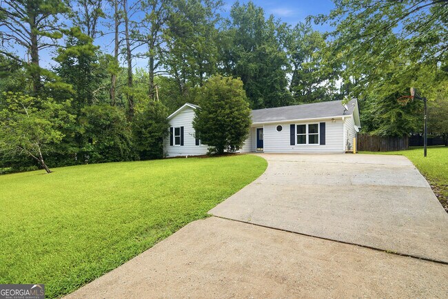 Building Photo - 210 Meadow Run