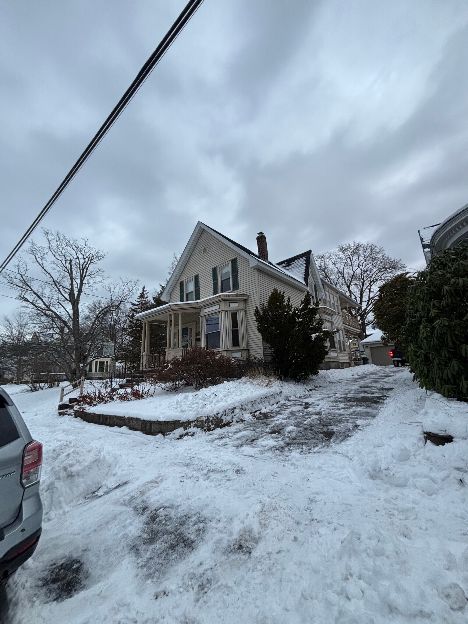 Building Photo - 861 Chestnut St