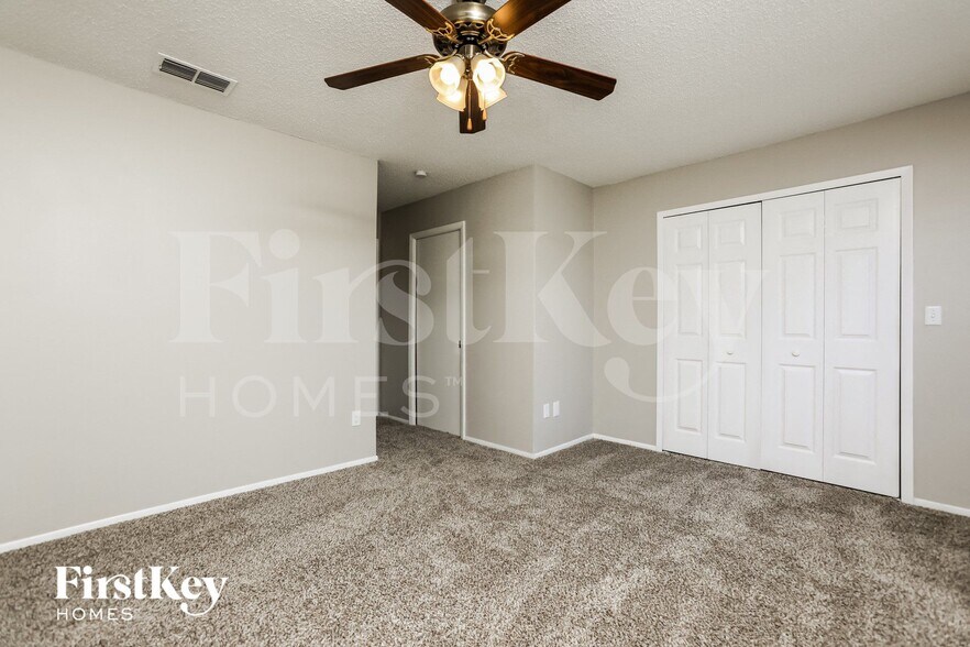 Building Photo - 62 Abbey Hollow Dr