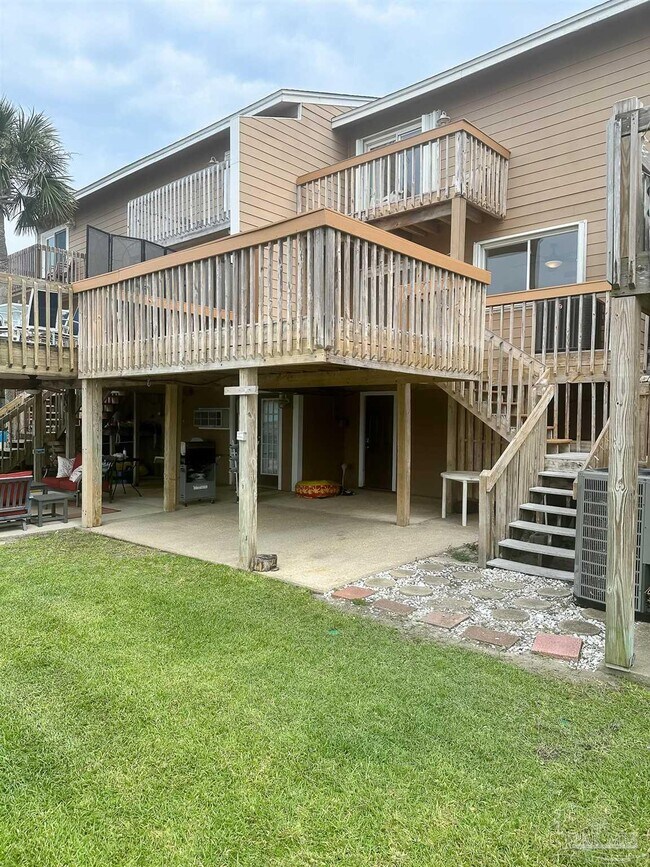 Building Photo - 344 Fort Pickens Rd