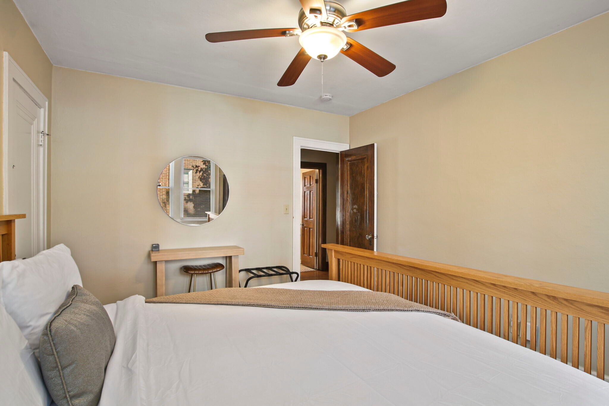 Building Photo - 1402 N Jackson St