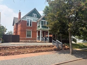 Building Photo - 521 S Grant St