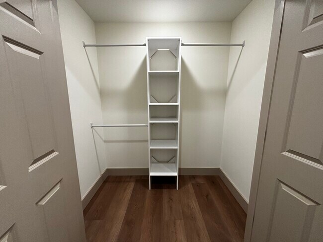 Master Closet - 2335 Ford Rd