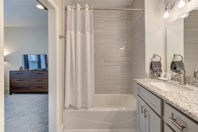 Building Photo - 3108 Wentworth St