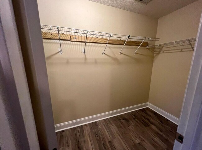 Building Photo - 14151 Pulaski Pike