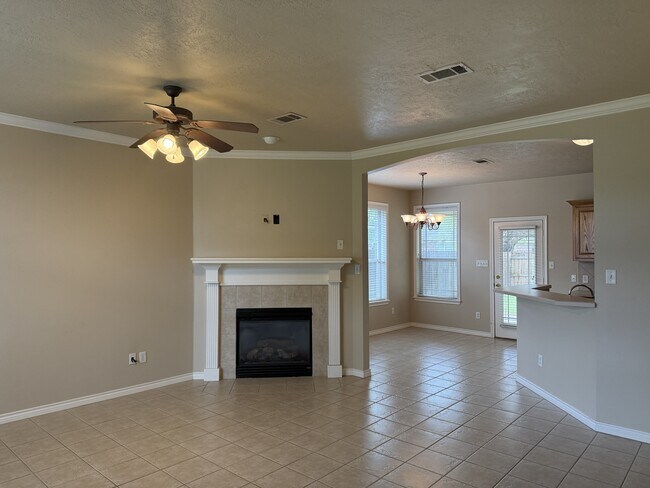 Building Photo - 223 Karten Ln