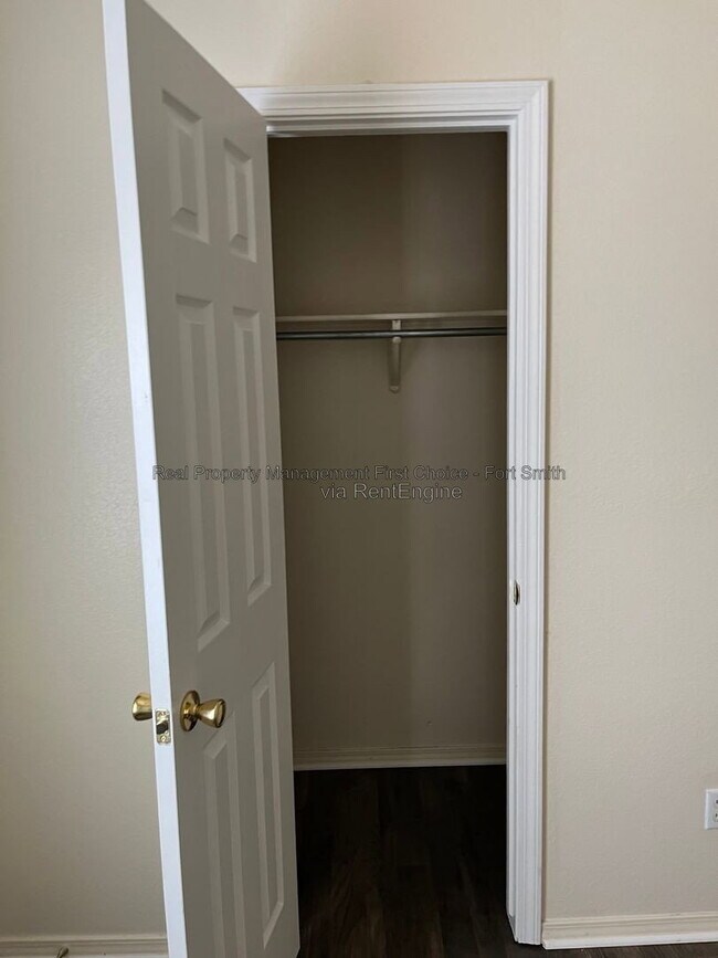 Building Photo - 3509 Price Cir