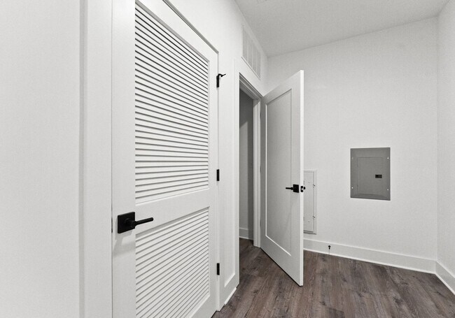 Building Photo - Beautiful NEW 2-Bed, 2- Bath Apartment in Rock Hill!