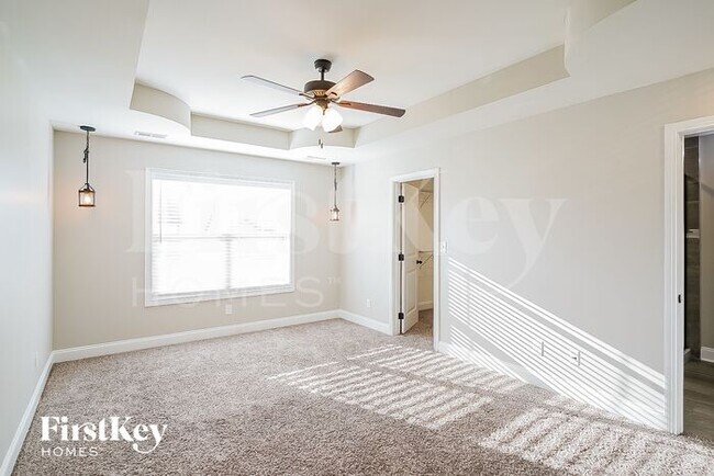 Building Photo - 1333 Millet Dr