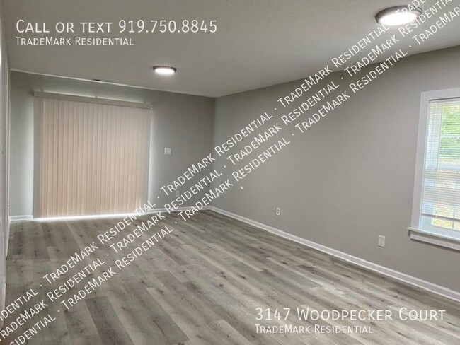 Building Photo - Newly renovated 2 bedroom with 2 full bath...