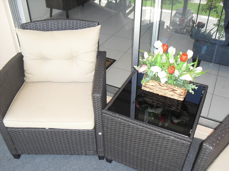 Building Photo - 4156 Inverrary Dr