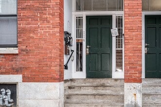 Building Photo - 114 Appleton St